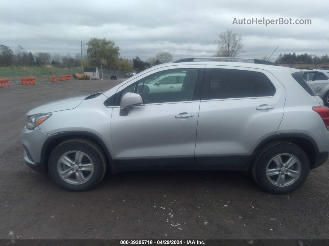 2019 Chevrolet Trax Lt Silver vin: KL7CJPSB7KB809128