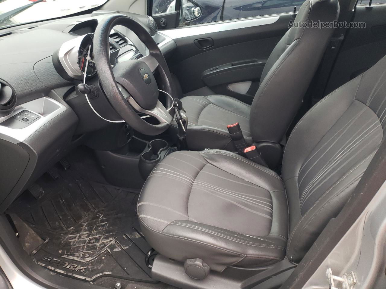 2013 Chevrolet Spark Ls Серебряный vin: KL8CA6S95DC618436