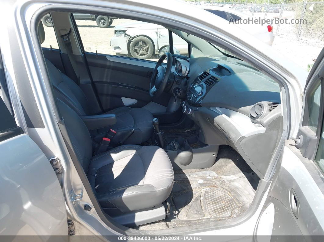 2015 Chevrolet Spark Ls Manual Серебряный vin: KL8CA6S98FC787899