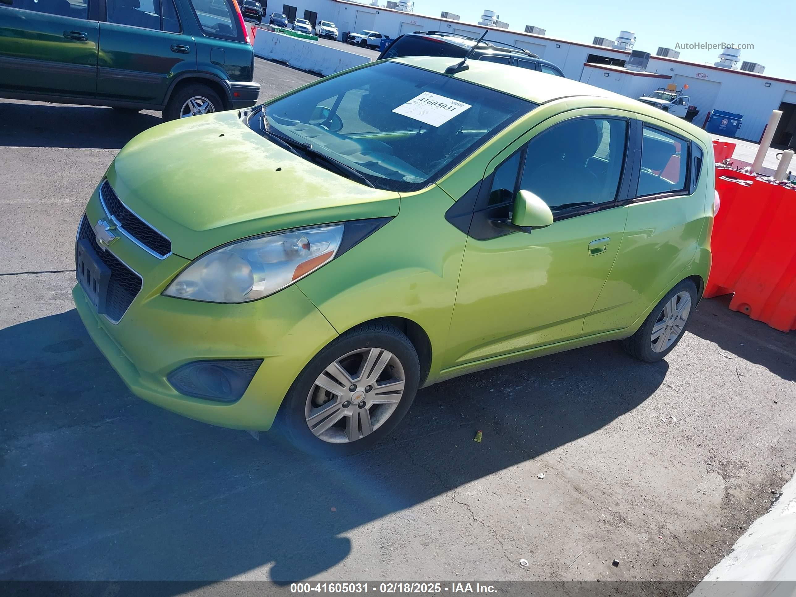 2013 Chevrolet Spark Ls Auto Зеленый vin: KL8CB6S90DC601525