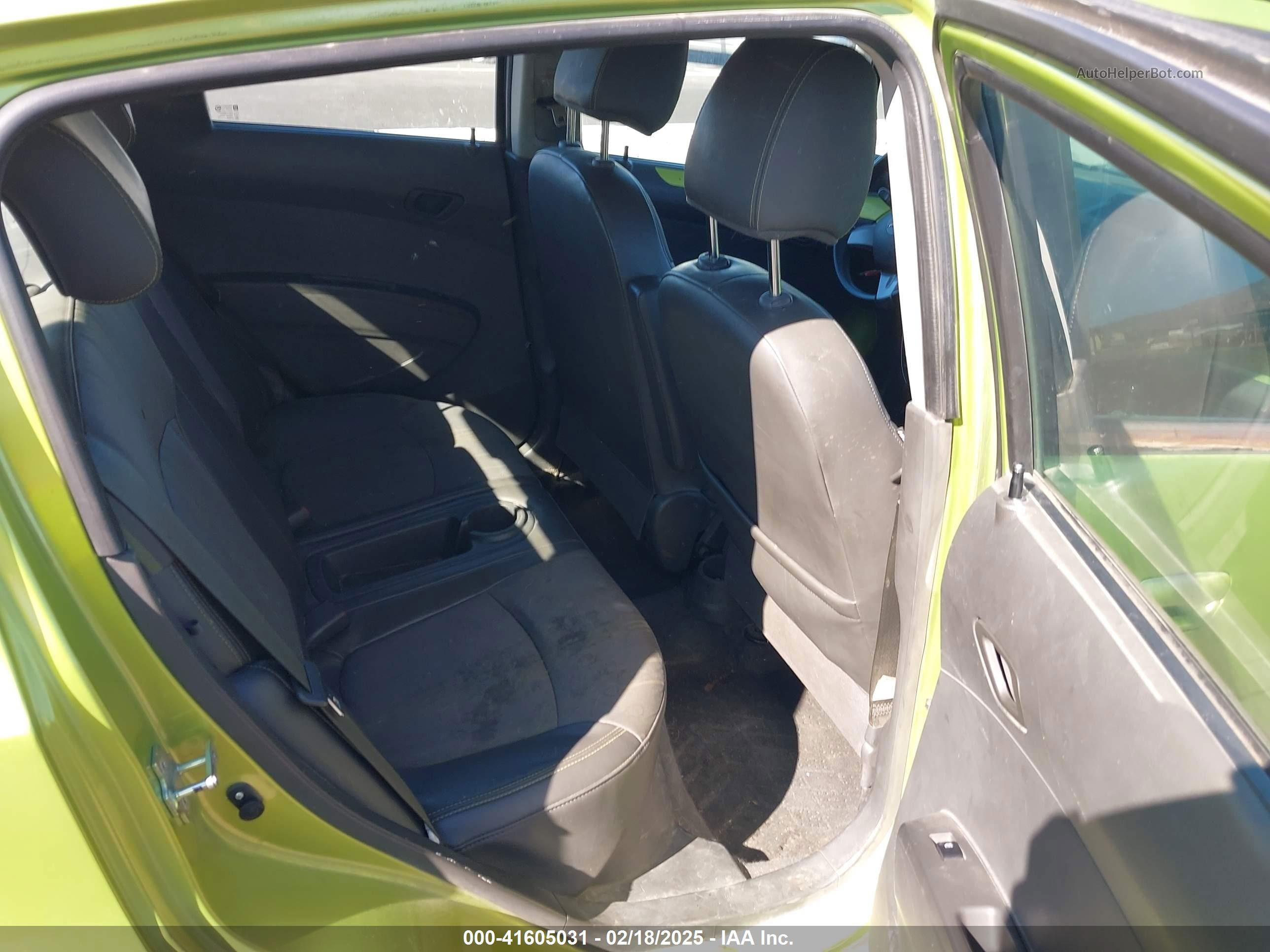 2013 Chevrolet Spark Ls Auto Зеленый vin: KL8CB6S90DC601525