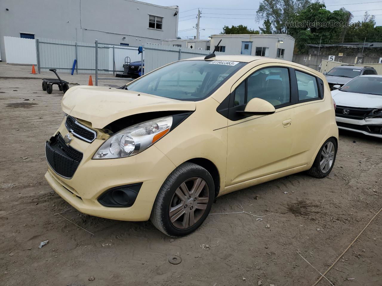 2015 Chevrolet Spark Ls Yellow vin: KL8CB6S90FC726849