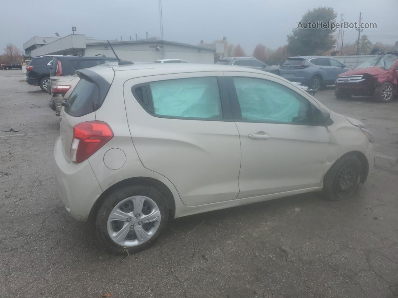 2019 Chevrolet Spark Ls Cream vin: KL8CB6SA1KC710857