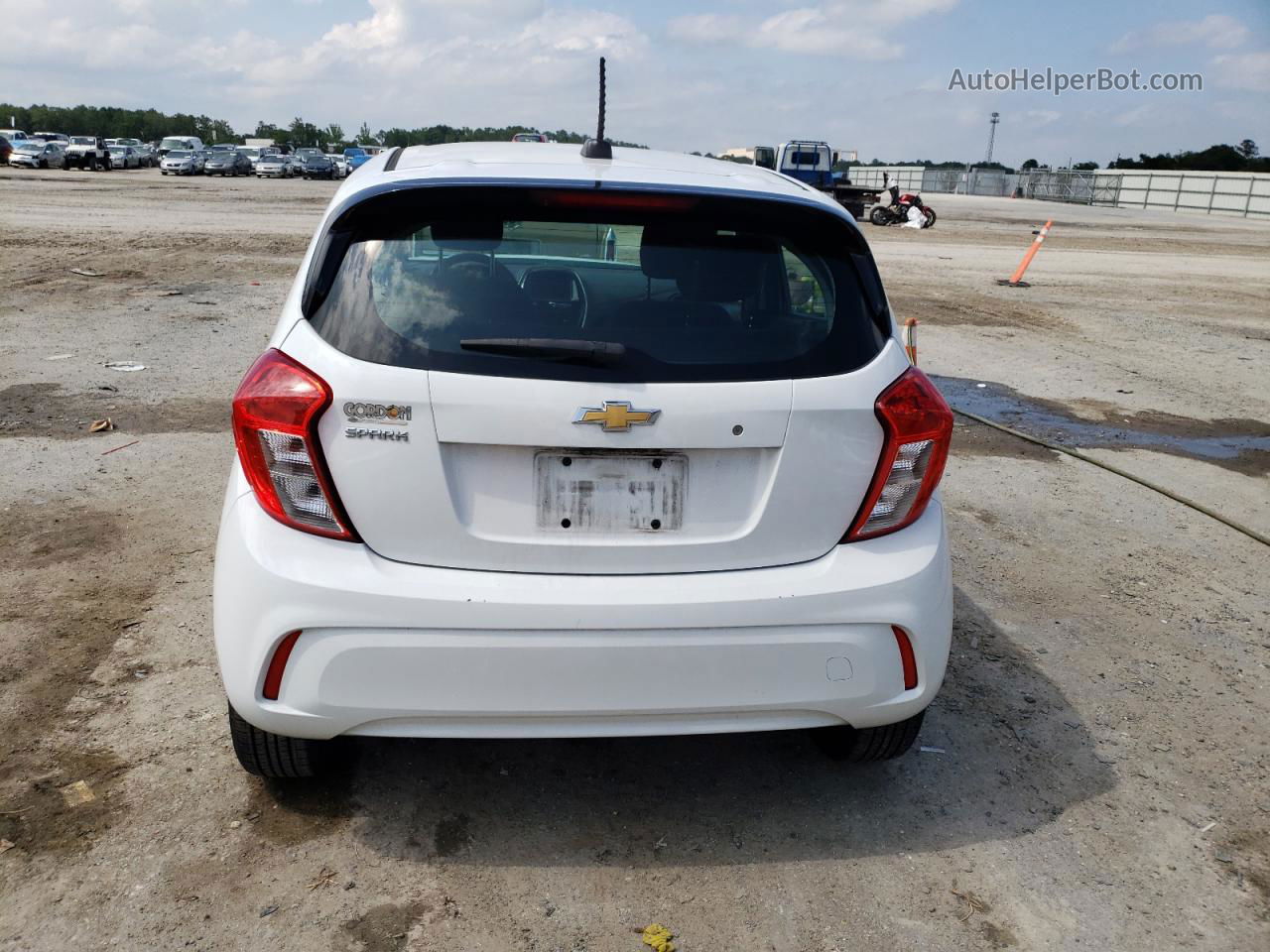 2019 Chevrolet Spark Ls White vin: KL8CB6SA1KC764756