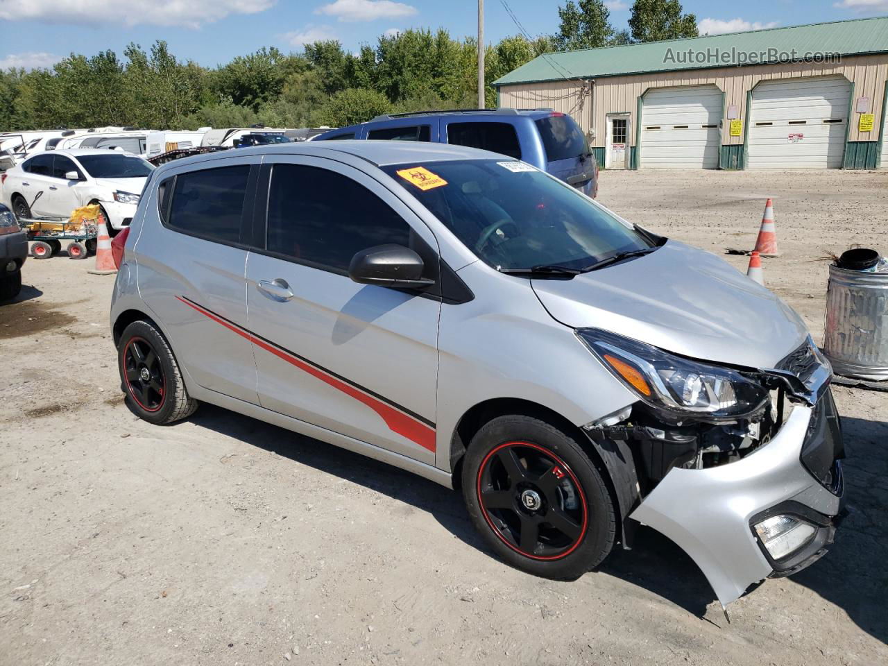 2019 Chevrolet Spark Ls Серебряный vin: KL8CB6SA2KC703254