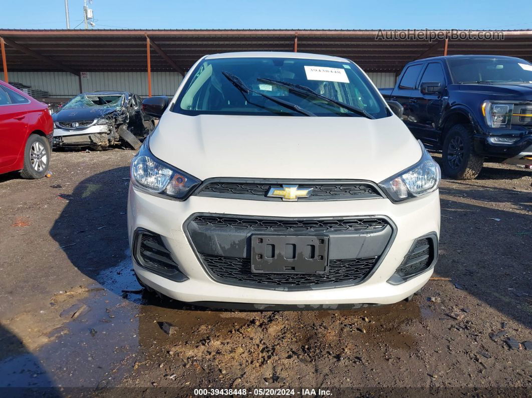 2017 Chevrolet Spark Ls Cvt Cream vin: KL8CB6SA3HC818602