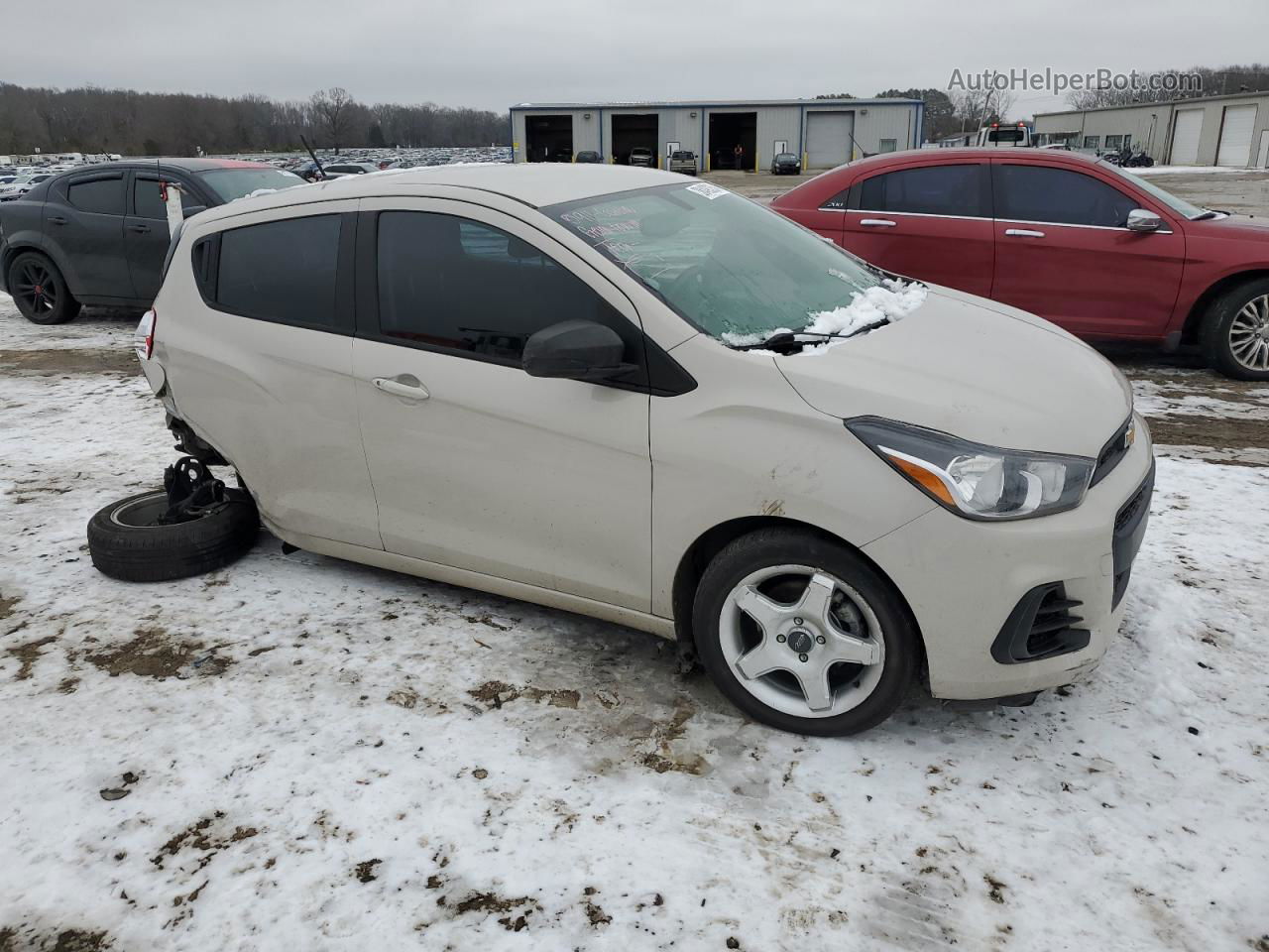 2017 Chevrolet Spark Ls Бежевый vin: KL8CB6SA3HC839188