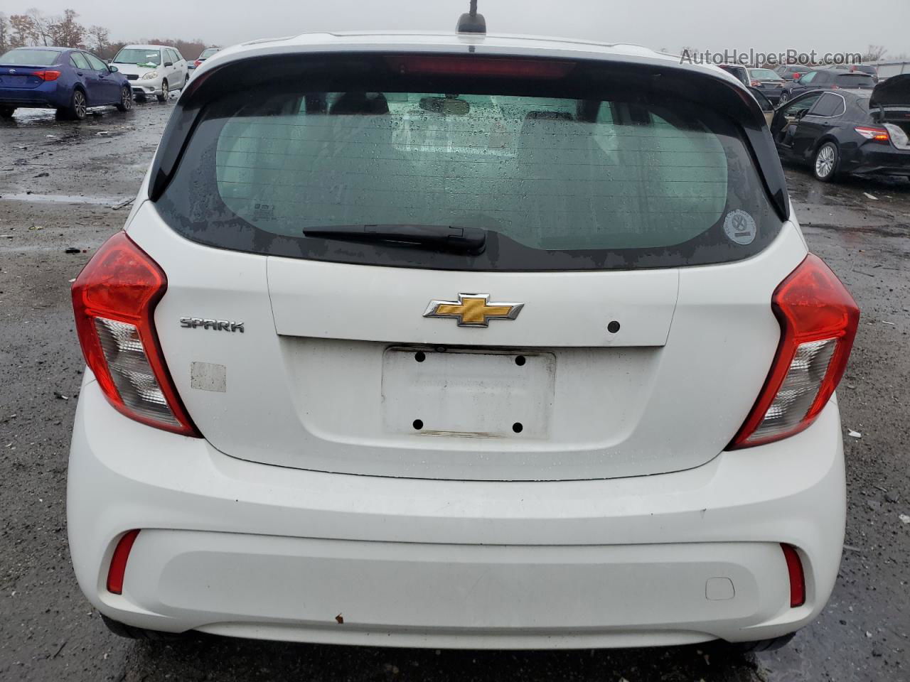 2019 Chevrolet Spark Ls White vin: KL8CB6SA3KC719883