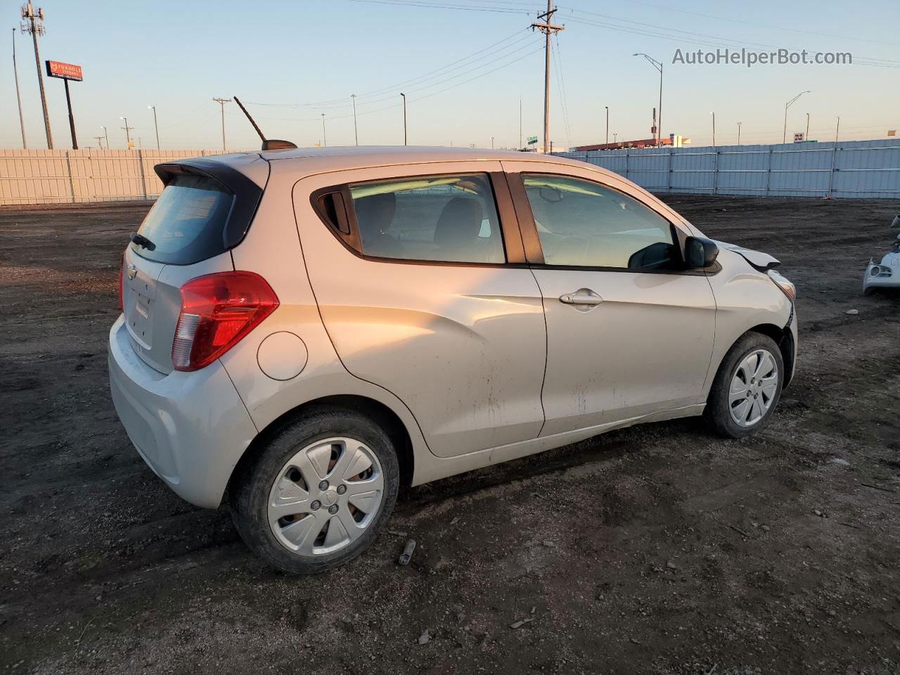 2017 Chevrolet Spark Ls Cream vin: KL8CB6SA5HC752845