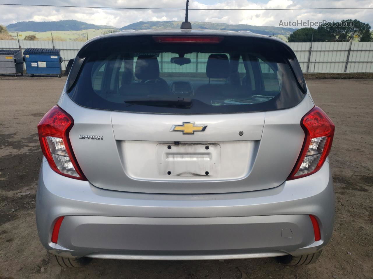 2017 Chevrolet Spark Ls Silver vin: KL8CB6SA5HC767376