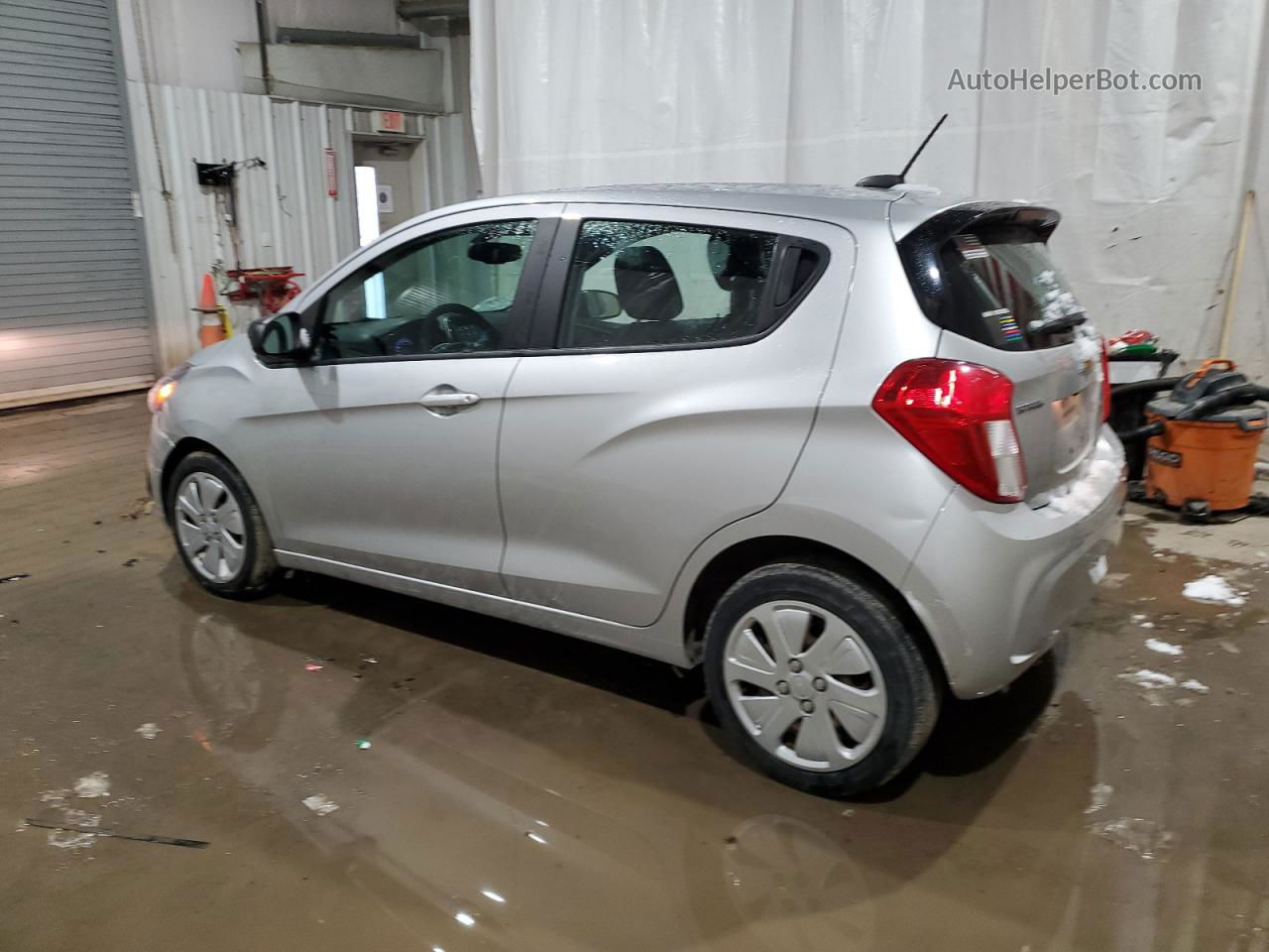 2017 Chevrolet Spark Ls Silver vin: KL8CB6SA5HC827138