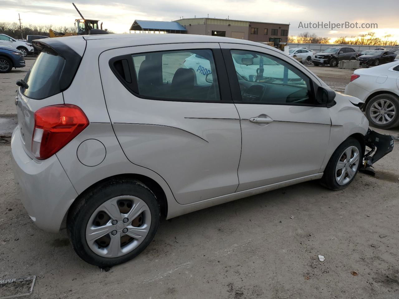 2019 Chevrolet Spark Ls Silver vin: KL8CB6SA6KC702642