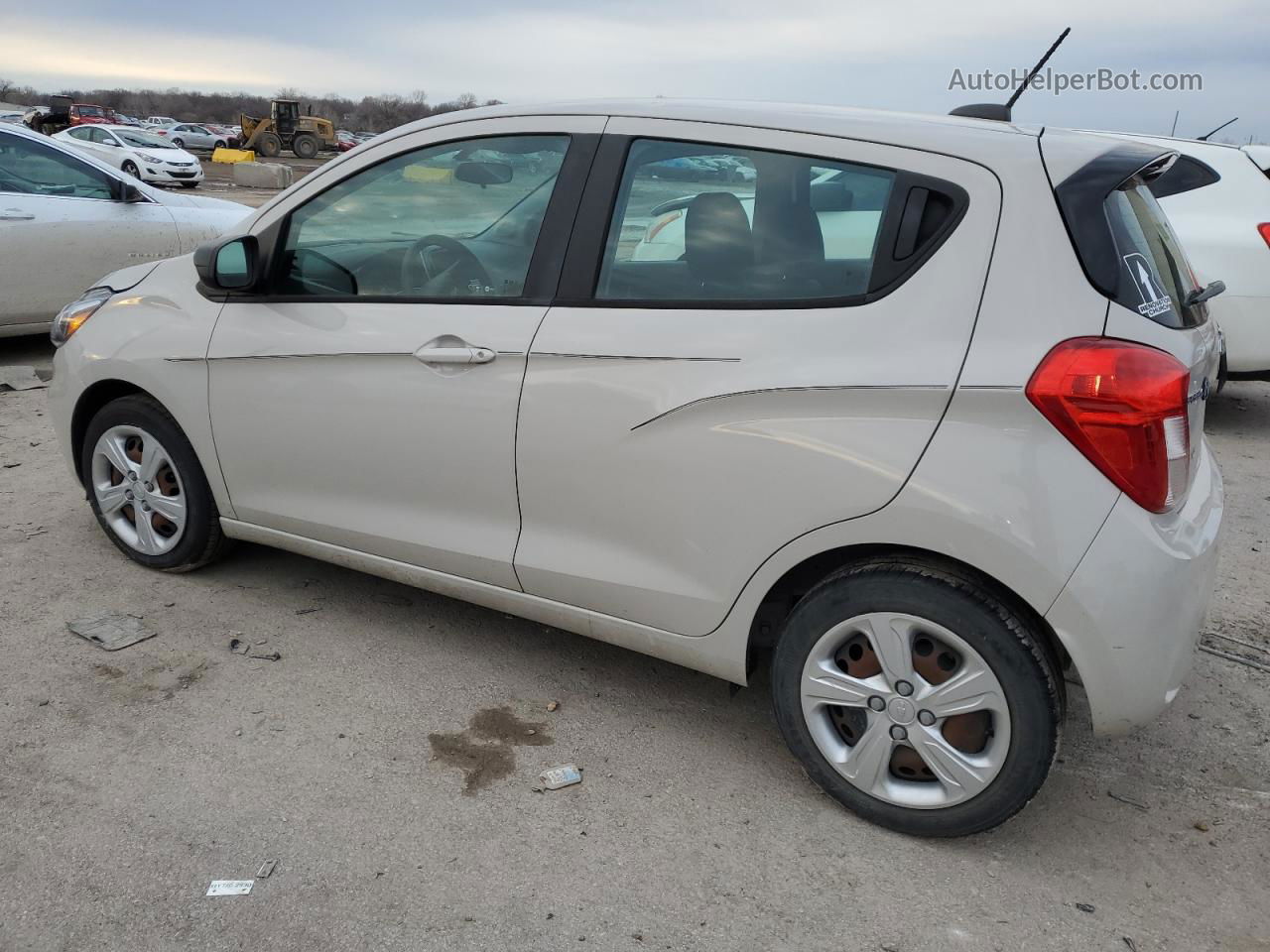 2019 Chevrolet Spark Ls Silver vin: KL8CB6SA6KC702642