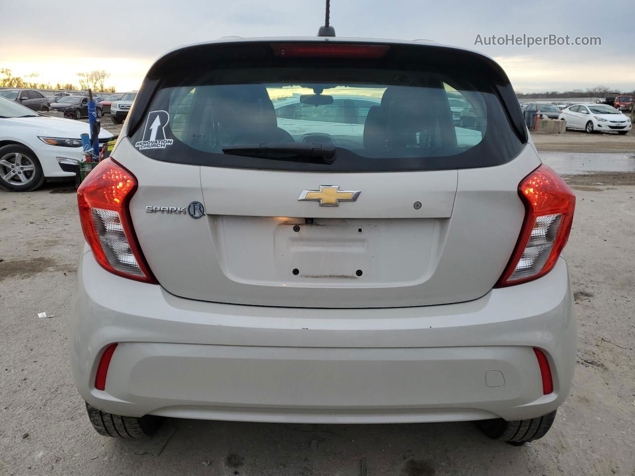 2019 Chevrolet Spark Ls Silver vin: KL8CB6SA6KC702642