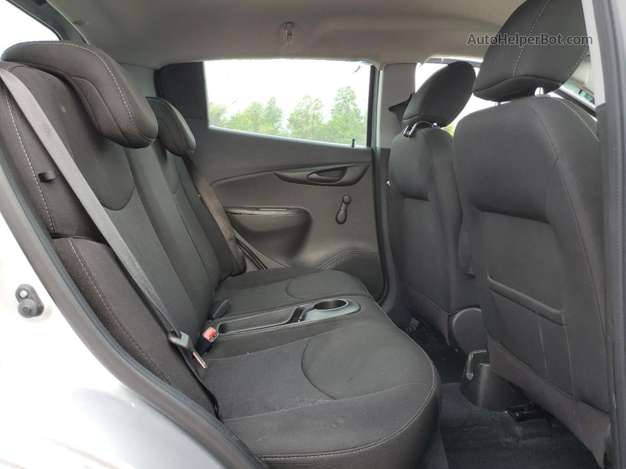 2019 Chevrolet Spark Ls Silver vin: KL8CB6SA6KC722275