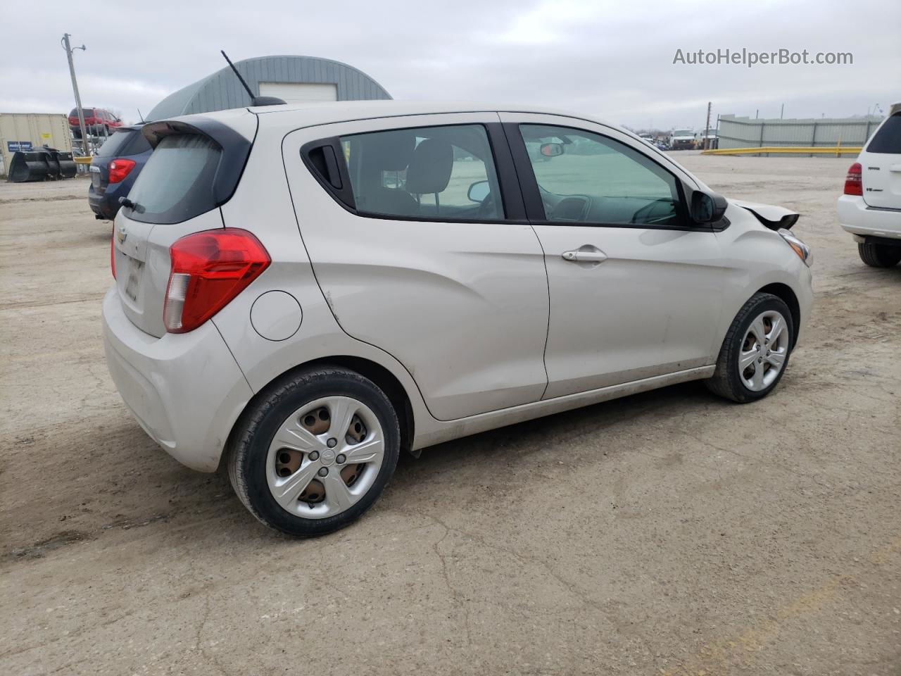 2019 Chevrolet Spark Ls Beige vin: KL8CB6SA7KC730918