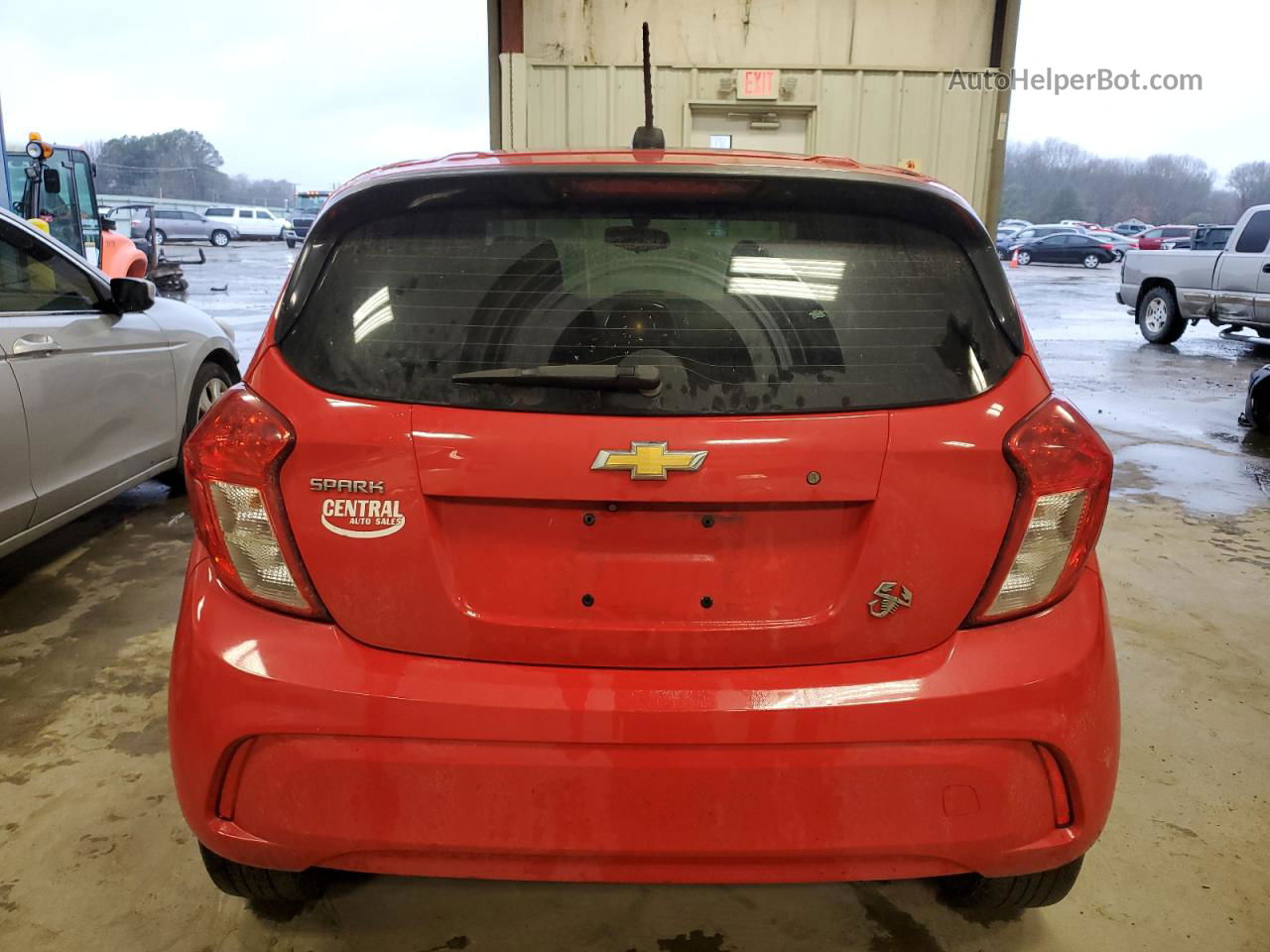 2017 Chevrolet Spark Ls Red vin: KL8CB6SA8HC785290