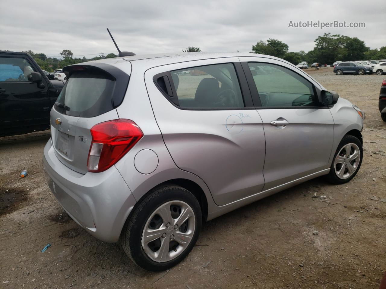 2019 Chevrolet Spark Ls Silver vin: KL8CB6SA8KC815928