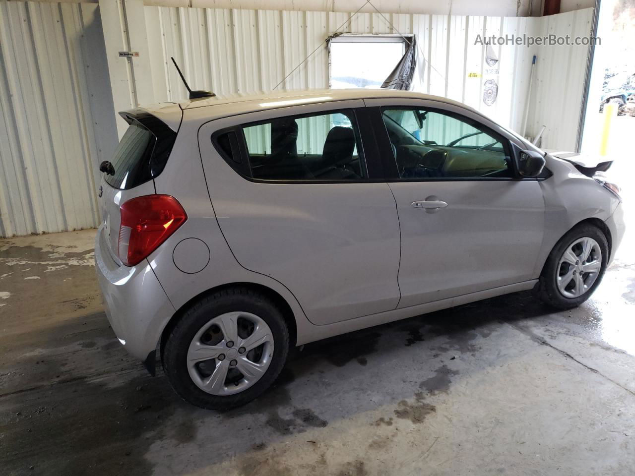 2019 Chevrolet Spark Ls Cream vin: KL8CB6SA9KC702473