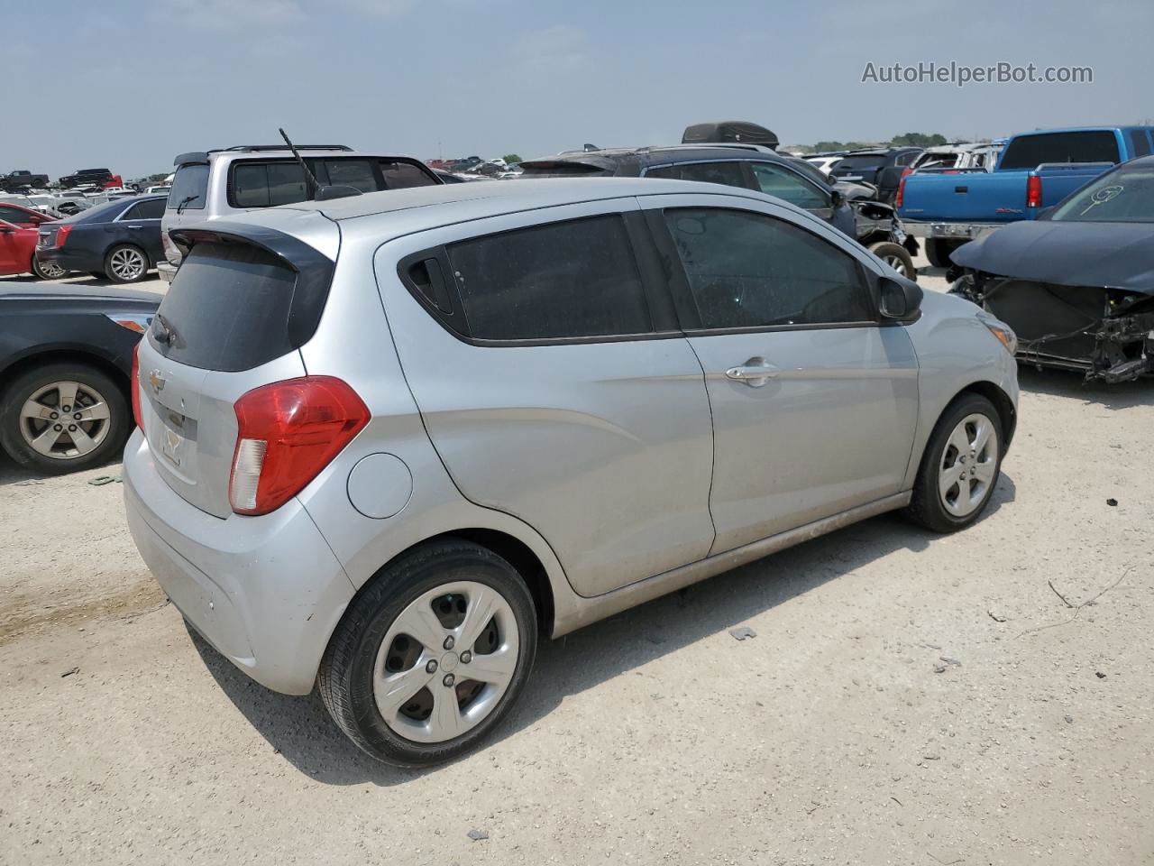 2019 Chevrolet Spark Ls Silver vin: KL8CB6SA9KC813329