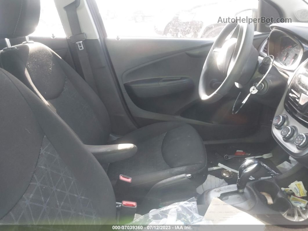 2019 Chevrolet Spark Ls Оловянный vin: KL8CB6SAXKC721372