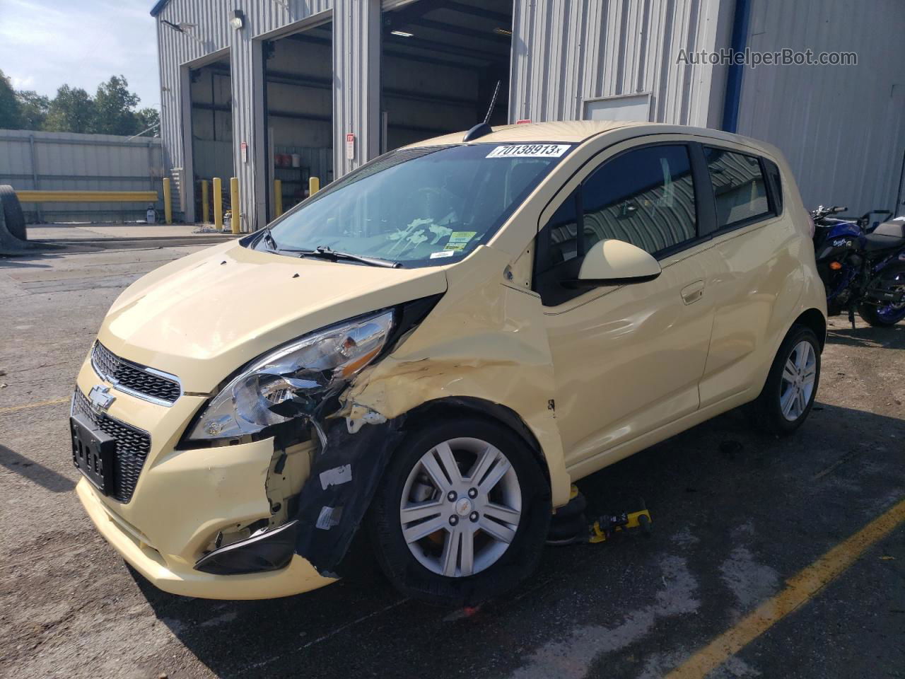 2015 Chevrolet Spark 1lt Желтый vin: KL8CD6S94FC717632