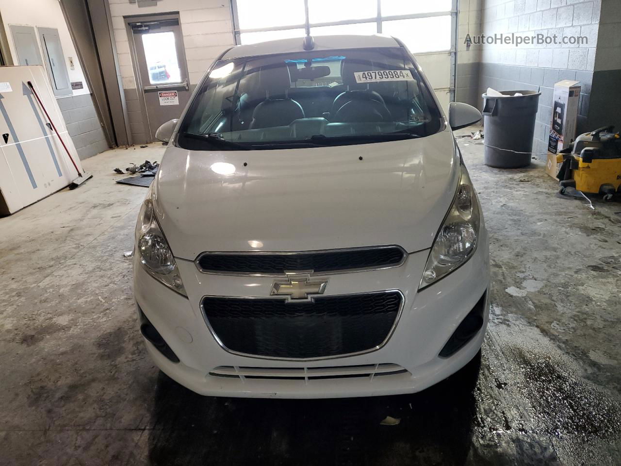 2015 Chevrolet Spark 1lt Белый vin: KL8CD6S95FC784627