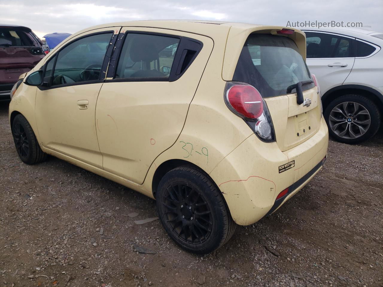 2013 Chevrolet Spark 1lt Yellow vin: KL8CD6S98DC589943