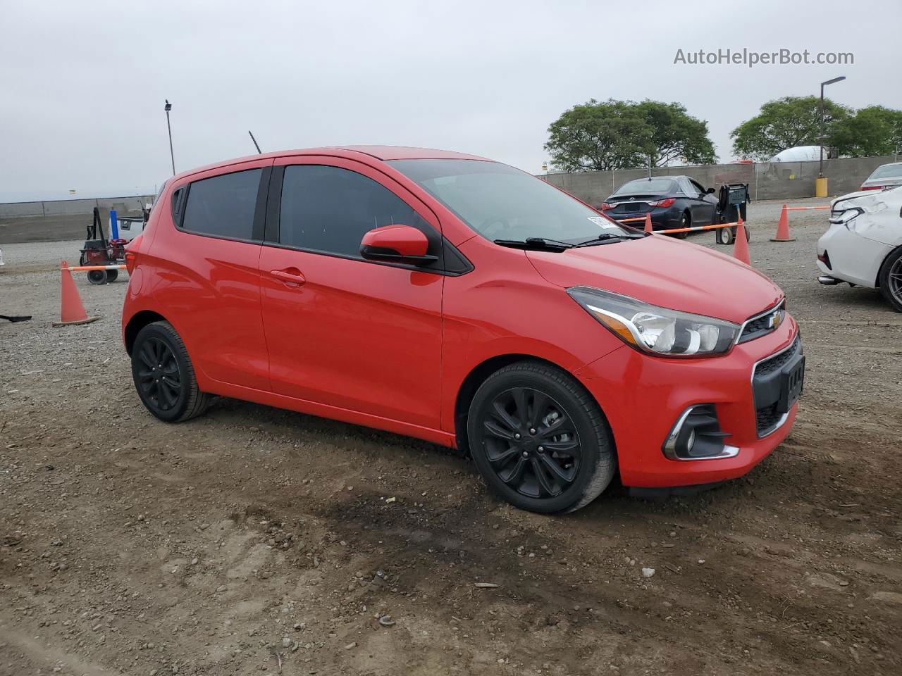 2017 Chevrolet Spark 1lt Красный vin: KL8CD6SAXHC838937