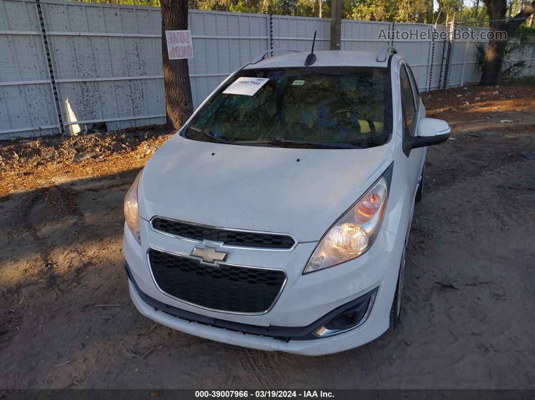 2015 Chevrolet Spark 2lt Cvt Белый vin: KL8CF6S98FC795261