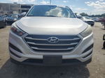 2017 Hyundai Tucson Se Серебряный vin: KM8J23A41HU580005