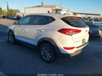 2017 Hyundai Tucson Se Белый vin: KM8J23A42HU413703