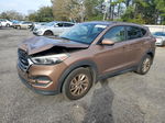 2017 Hyundai Tucson Se Brown vin: KM8J23A42HU477689