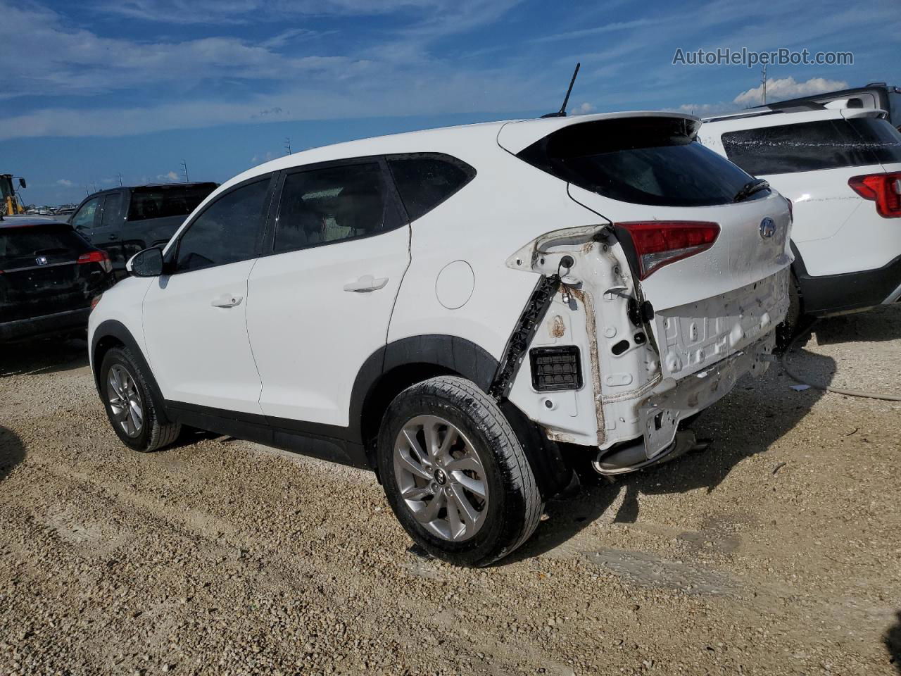 2017 Hyundai Tucson Se White vin: KM8J23A43HU470007