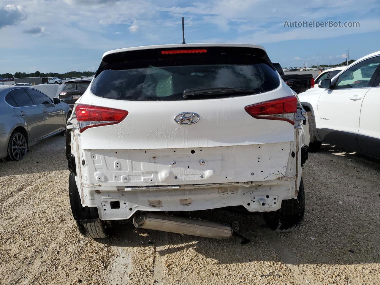 2017 Hyundai Tucson Se White vin: KM8J23A43HU470007