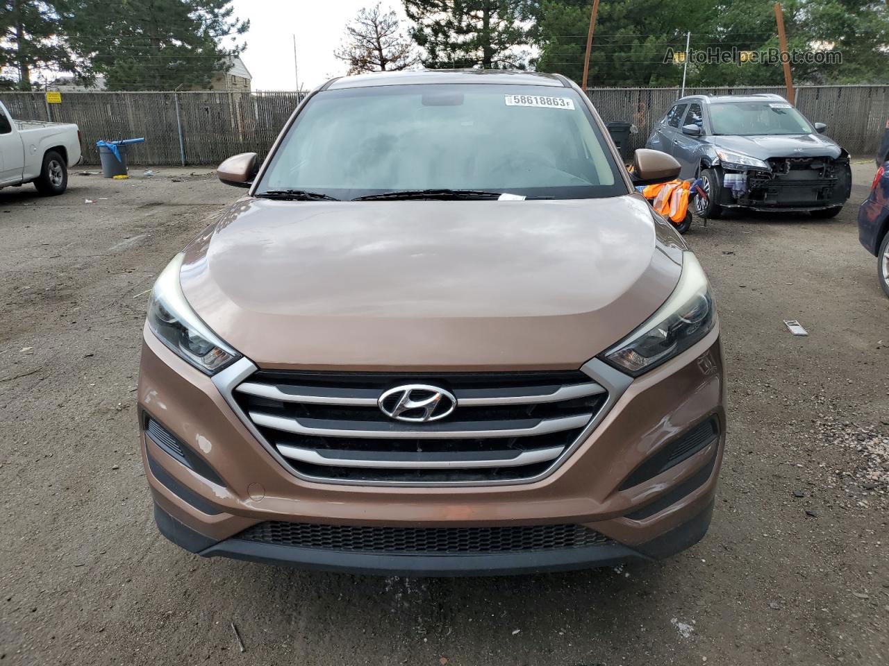 2017 Hyundai Tucson Se Коричневый vin: KM8J23A45HU449496