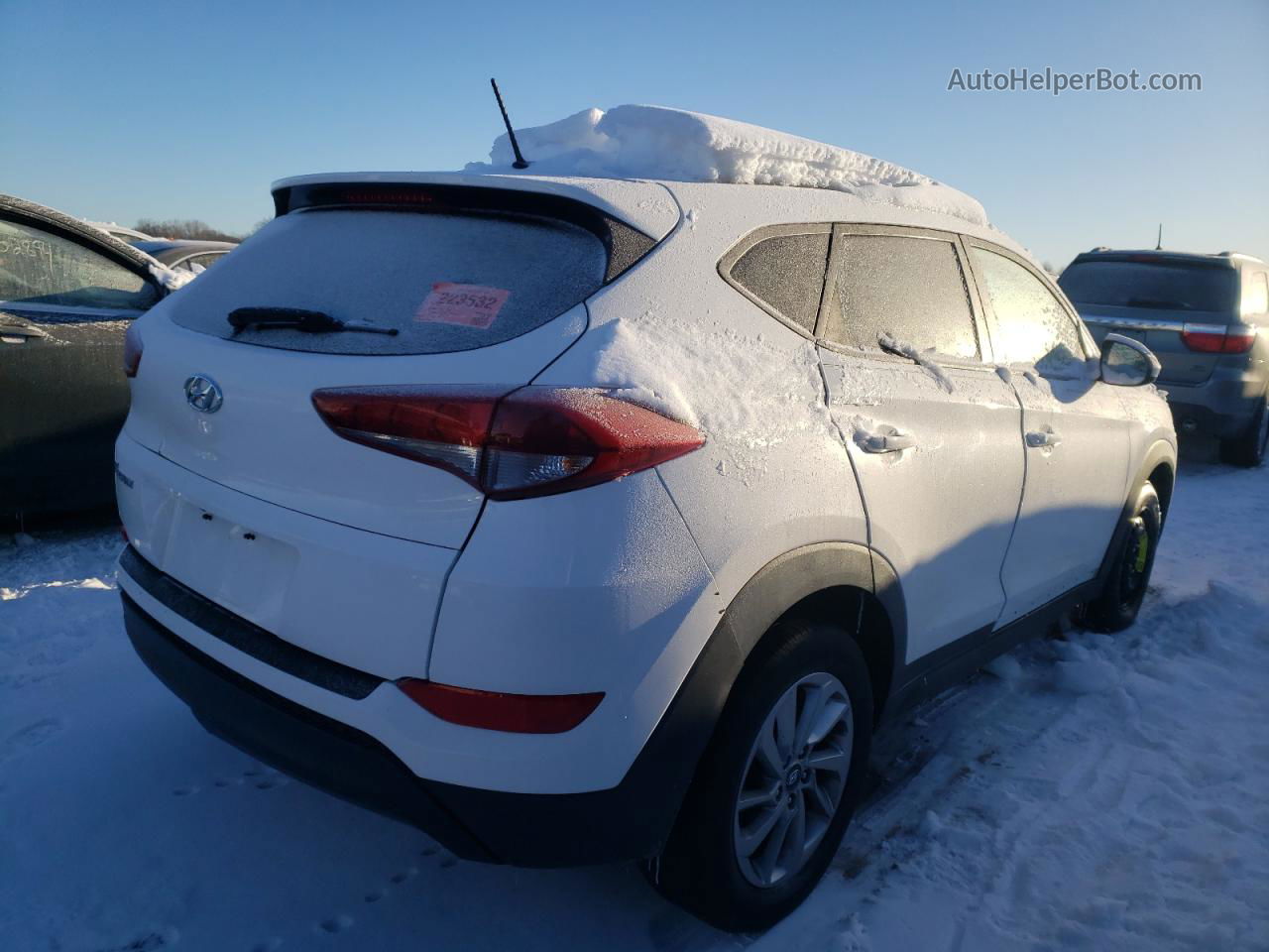 2017 Hyundai Tucson Se White vin: KM8J23A47HU361341