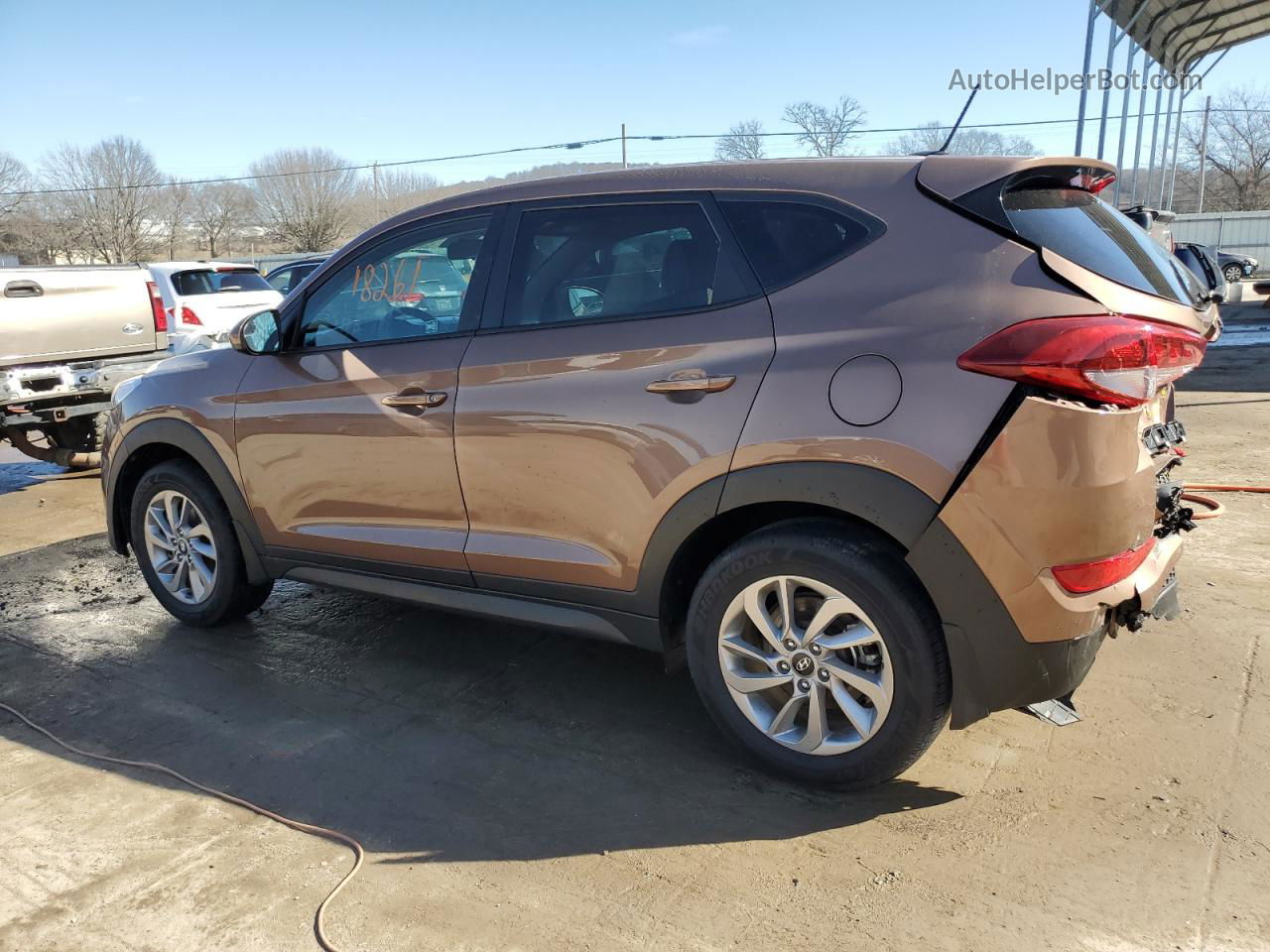 2017 Hyundai Tucson Se Brown vin: KM8J23A4XHU378649