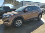 2017 Hyundai Tucson Se Brown vin: KM8J23A4XHU378649