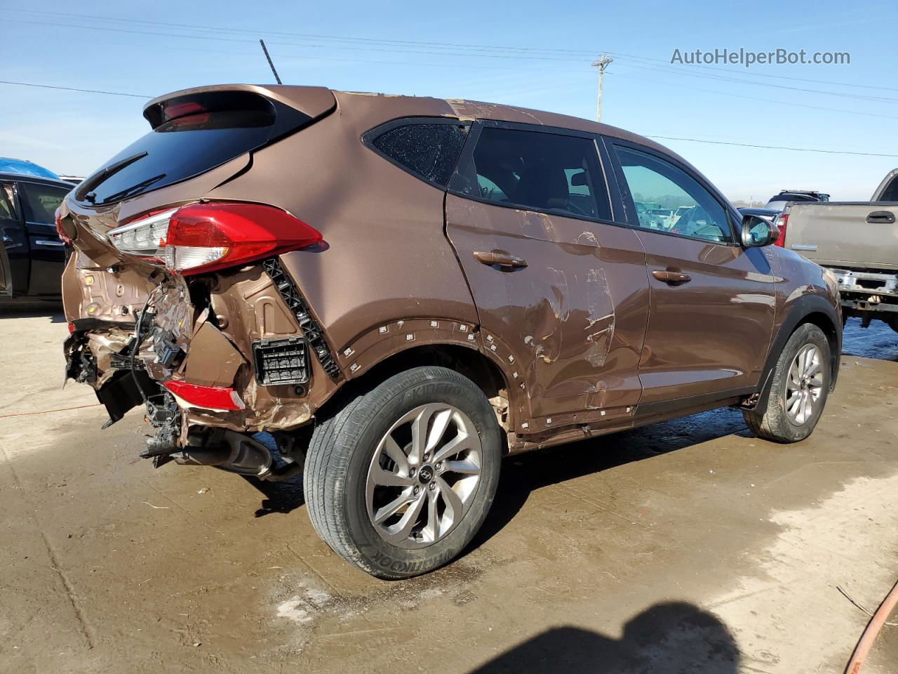 2017 Hyundai Tucson Se Коричневый vin: KM8J23A4XHU378649