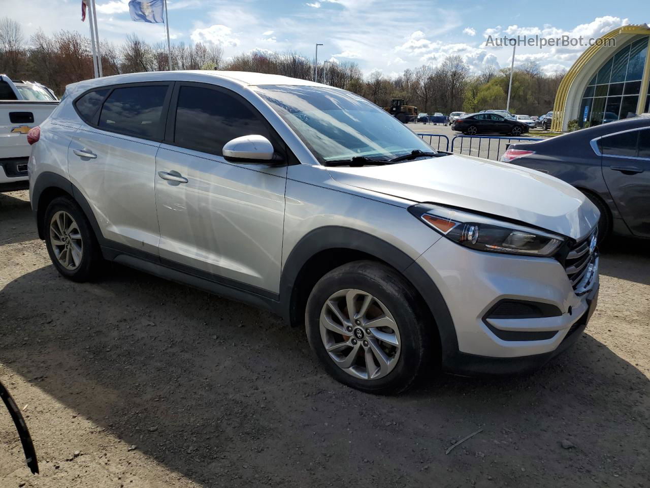 2018 Hyundai Tucson Se Silver vin: KM8J2CA47JU828215