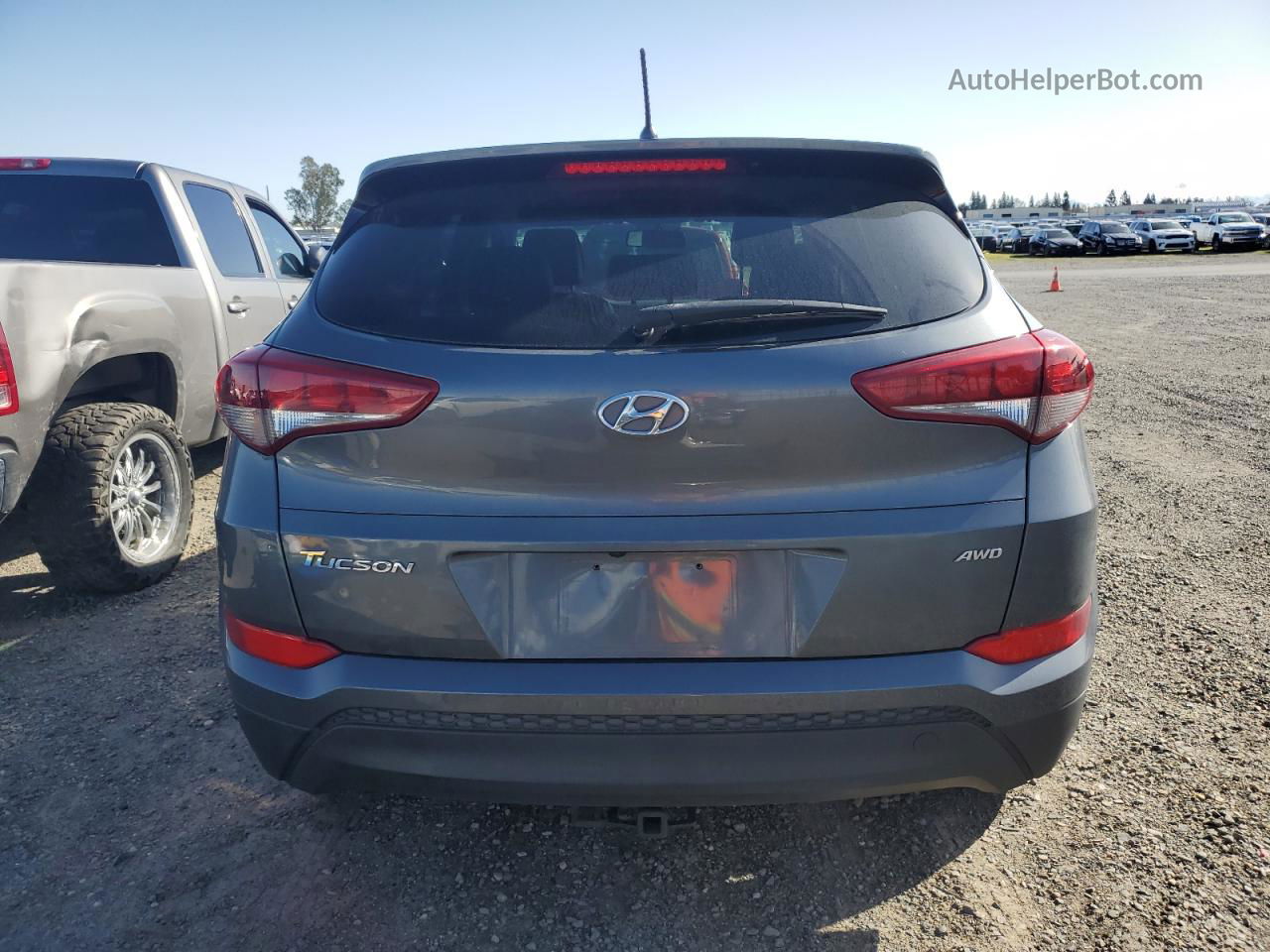 2018 Hyundai Tucson Se Gray vin: KM8J2CA48JU646670