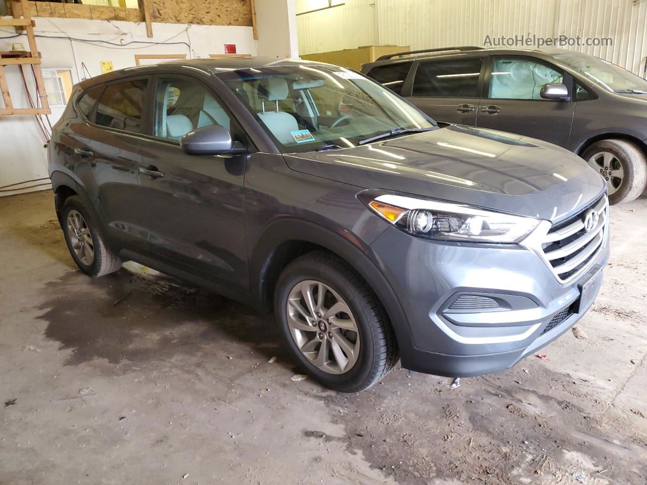 2018 Hyundai Tucson Se Gray vin: KM8J2CA48JU667471