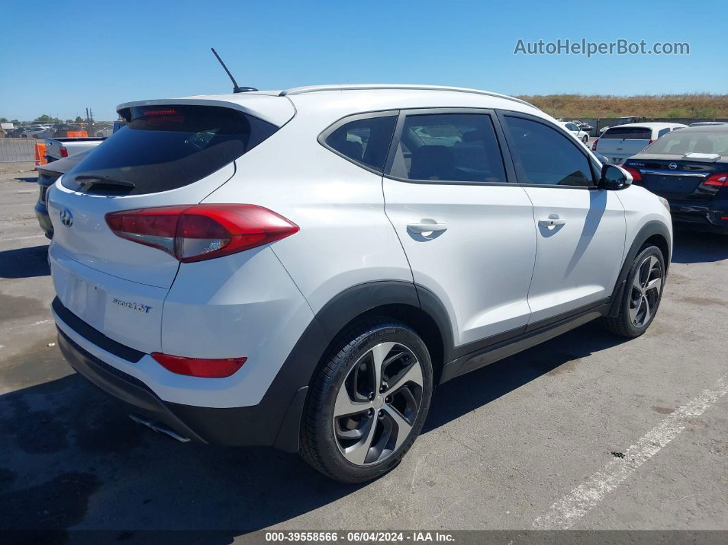 2016 Hyundai Tucson Sport White vin: KM8J33A22GU033187