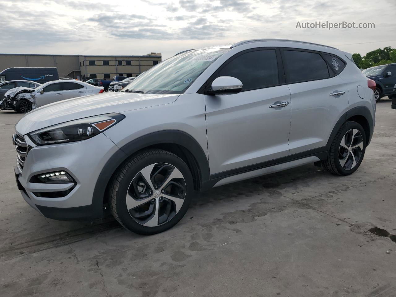 2017 Hyundai Tucson Limited Серебряный vin: KM8J33A22HU488820