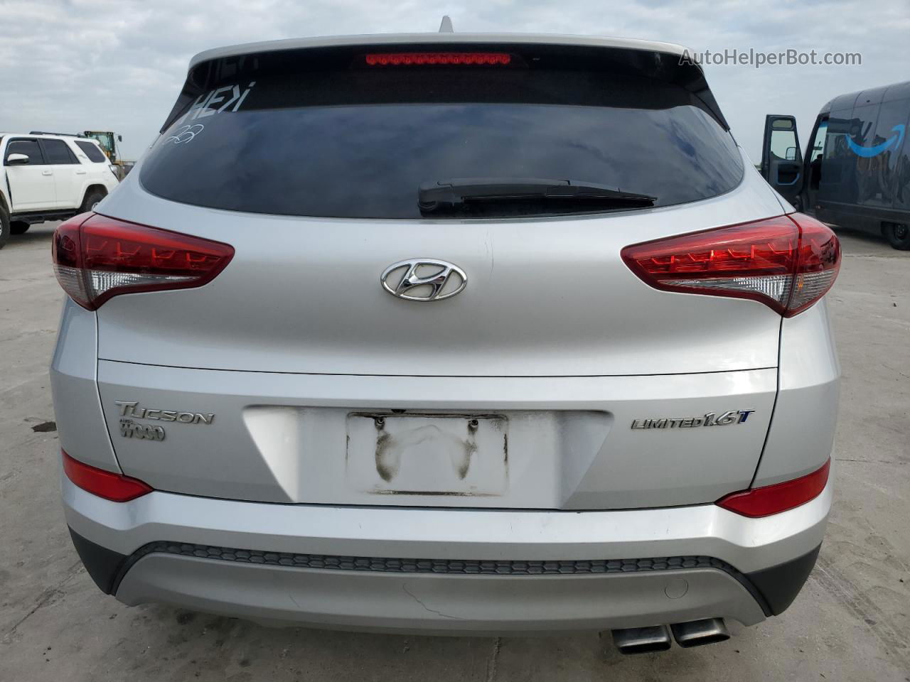 2017 Hyundai Tucson Limited Серебряный vin: KM8J33A22HU488820