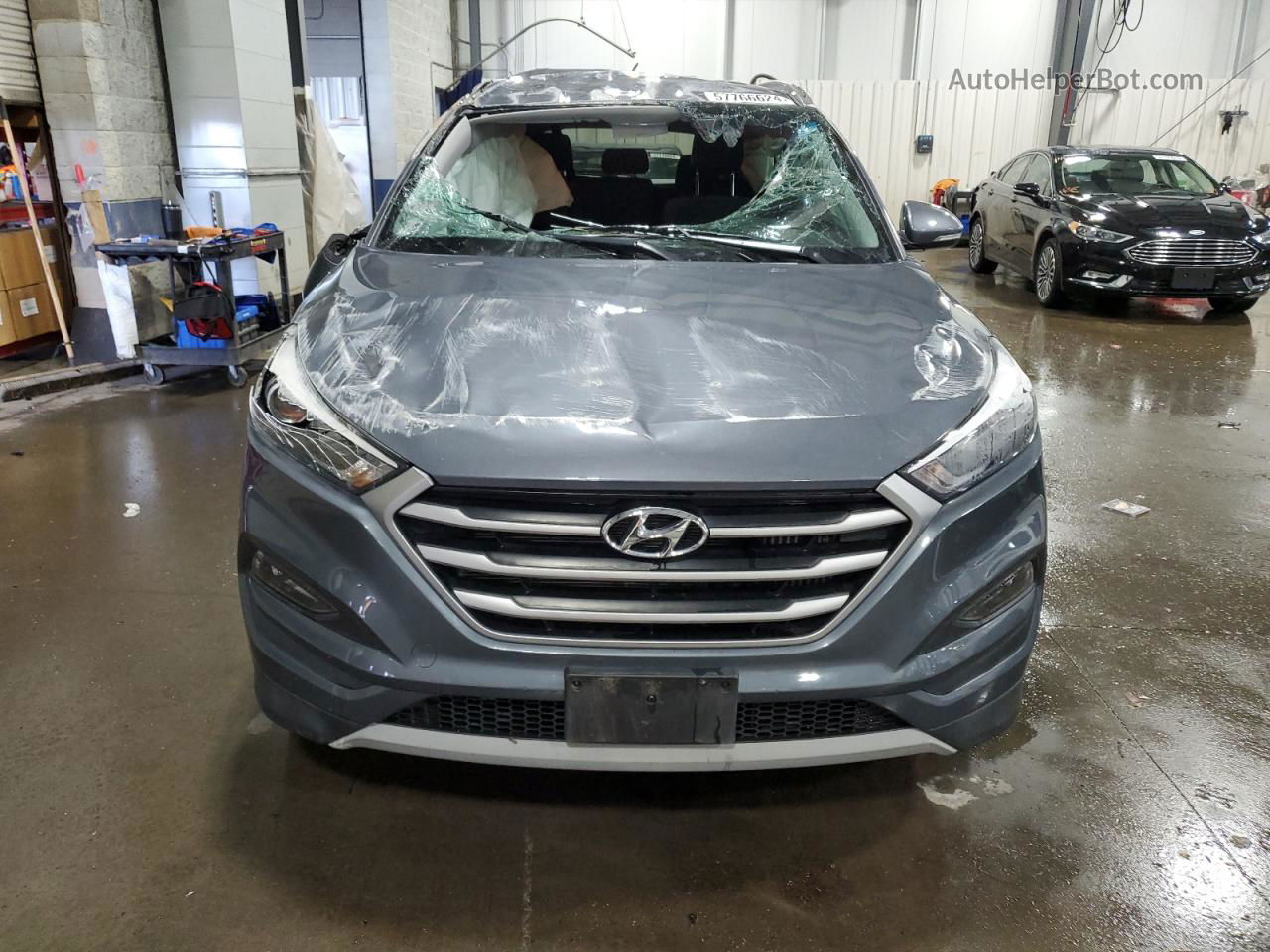 2017 Hyundai Tucson Limited Gray vin: KM8J33A26HU332697