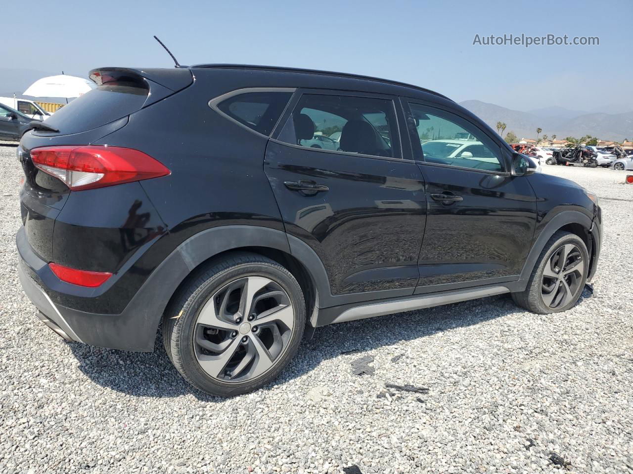 2017 Hyundai Tucson Limited Черный vin: KM8J33A26HU581923