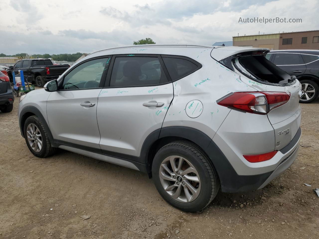 2017 Hyundai Tucson Limited Silver vin: KM8J33A28HU371470