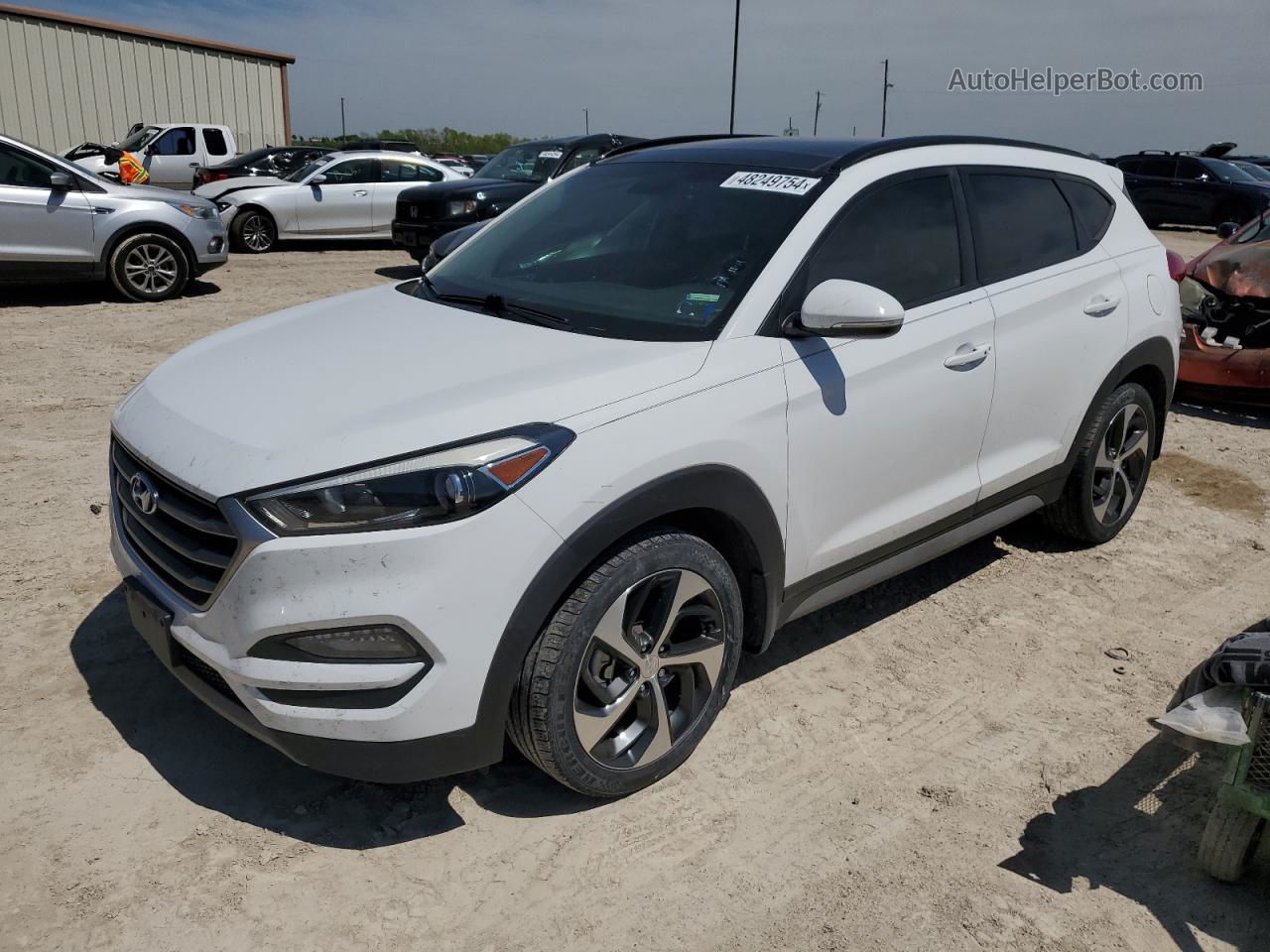 2018 Hyundai Tucson Value Белый vin: KM8J33A28JU639570